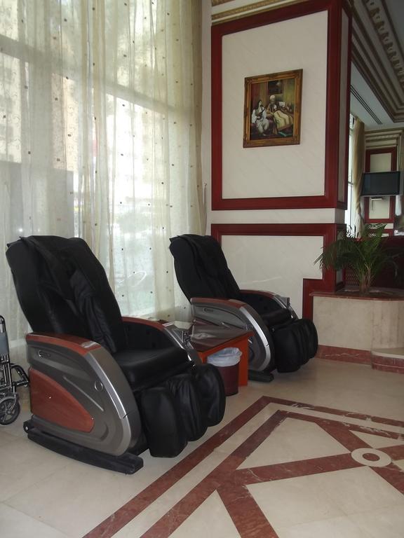 Emirates Palace Hotel Suites Sharjah Buitenkant foto