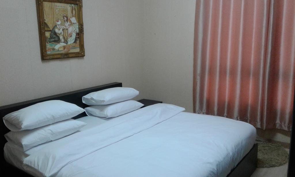 Emirates Palace Hotel Suites Sharjah Buitenkant foto