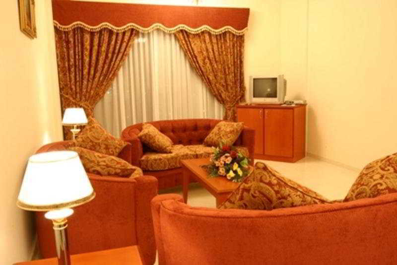 Emirates Palace Hotel Suites Sharjah Kamer foto