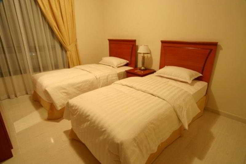 Emirates Palace Hotel Suites Sharjah Kamer foto