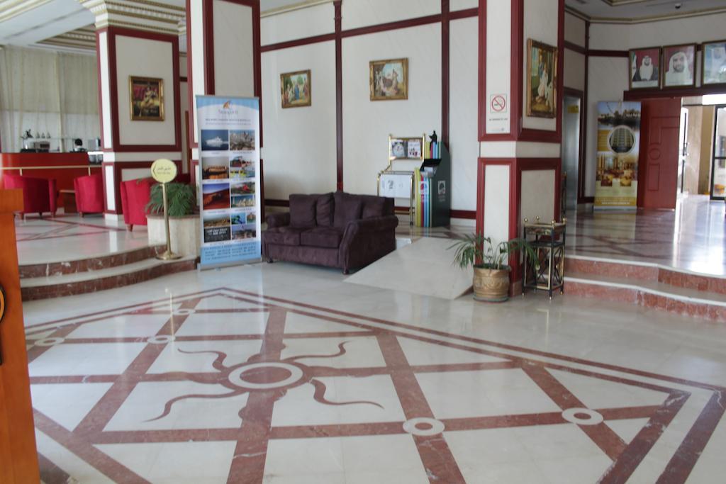 Emirates Palace Hotel Suites Sharjah Buitenkant foto